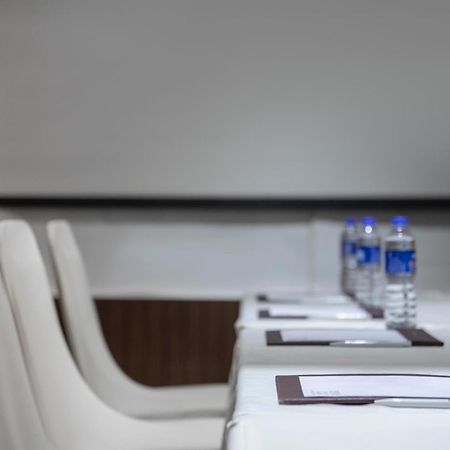 Minimax Hotel Shanghai Szungcsiang Kültér fotó