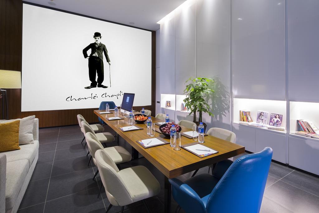 Minimax Hotel Shanghai Szungcsiang Kültér fotó