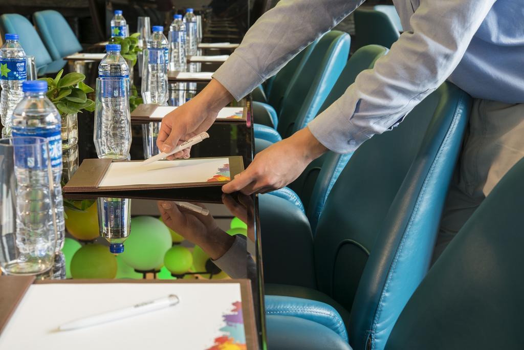 Minimax Hotel Shanghai Szungcsiang Kültér fotó