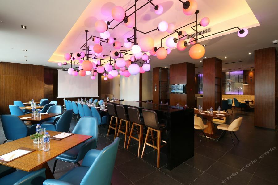 Minimax Hotel Shanghai Szungcsiang Kültér fotó